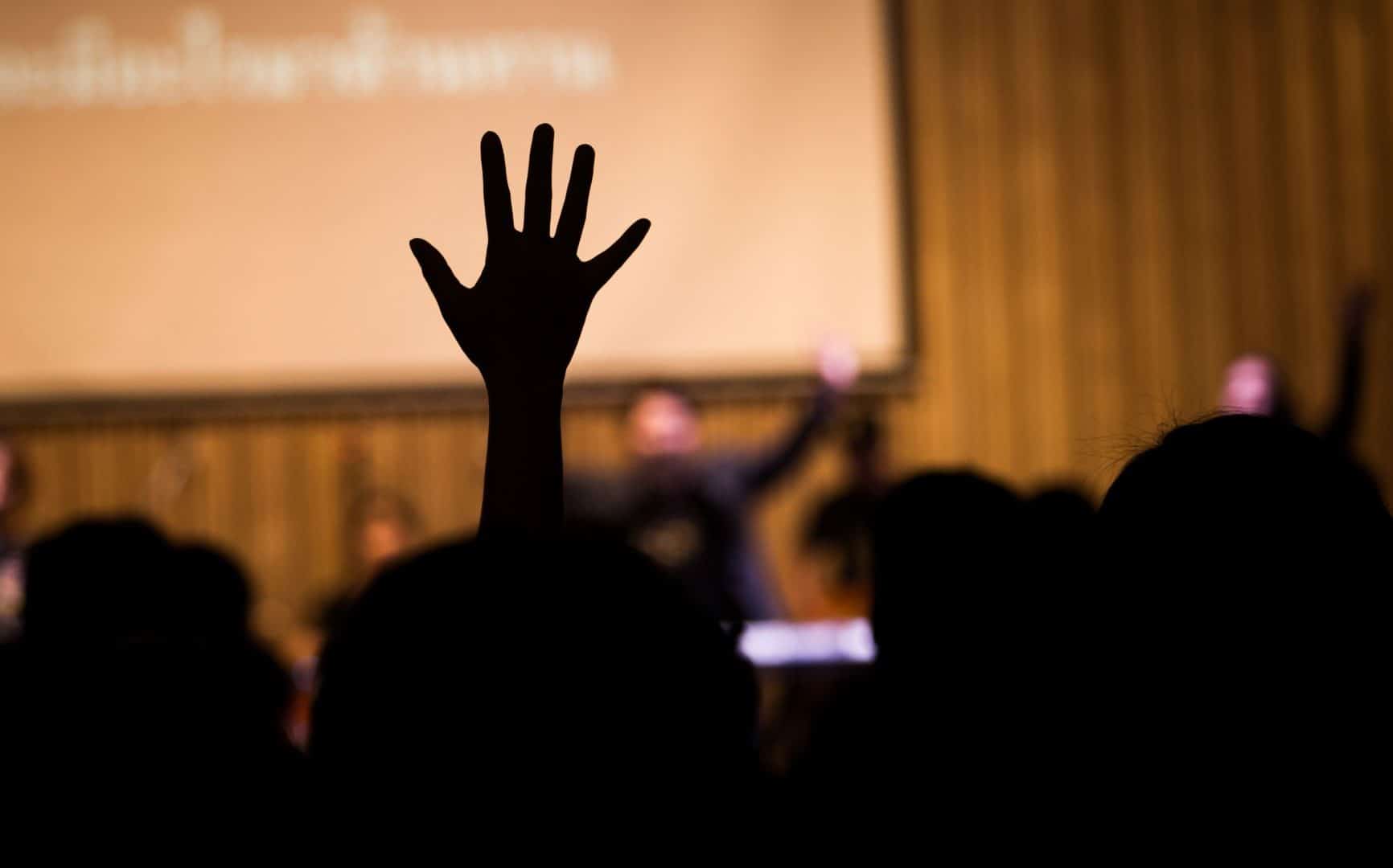 9 Tips for Choosing Worship Songs