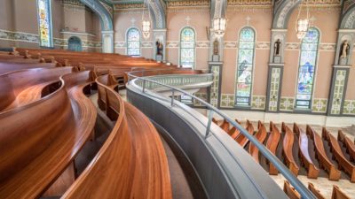 3 Big Benefits of Radius Curved Pews for Your Congregation