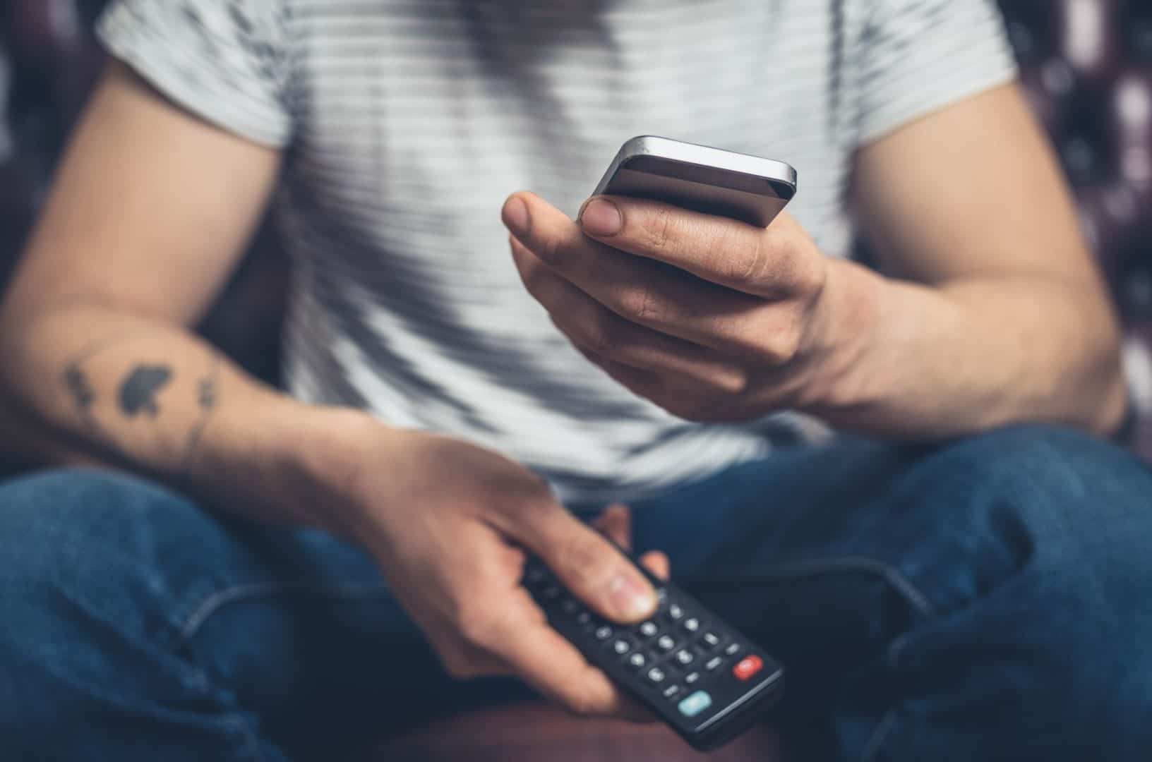 Six Reasons to Use a Digital Connection Card