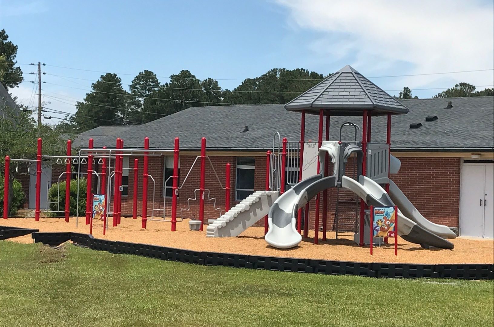 Installing a Playground and Picnic Shelter Can Help Your Church Grow