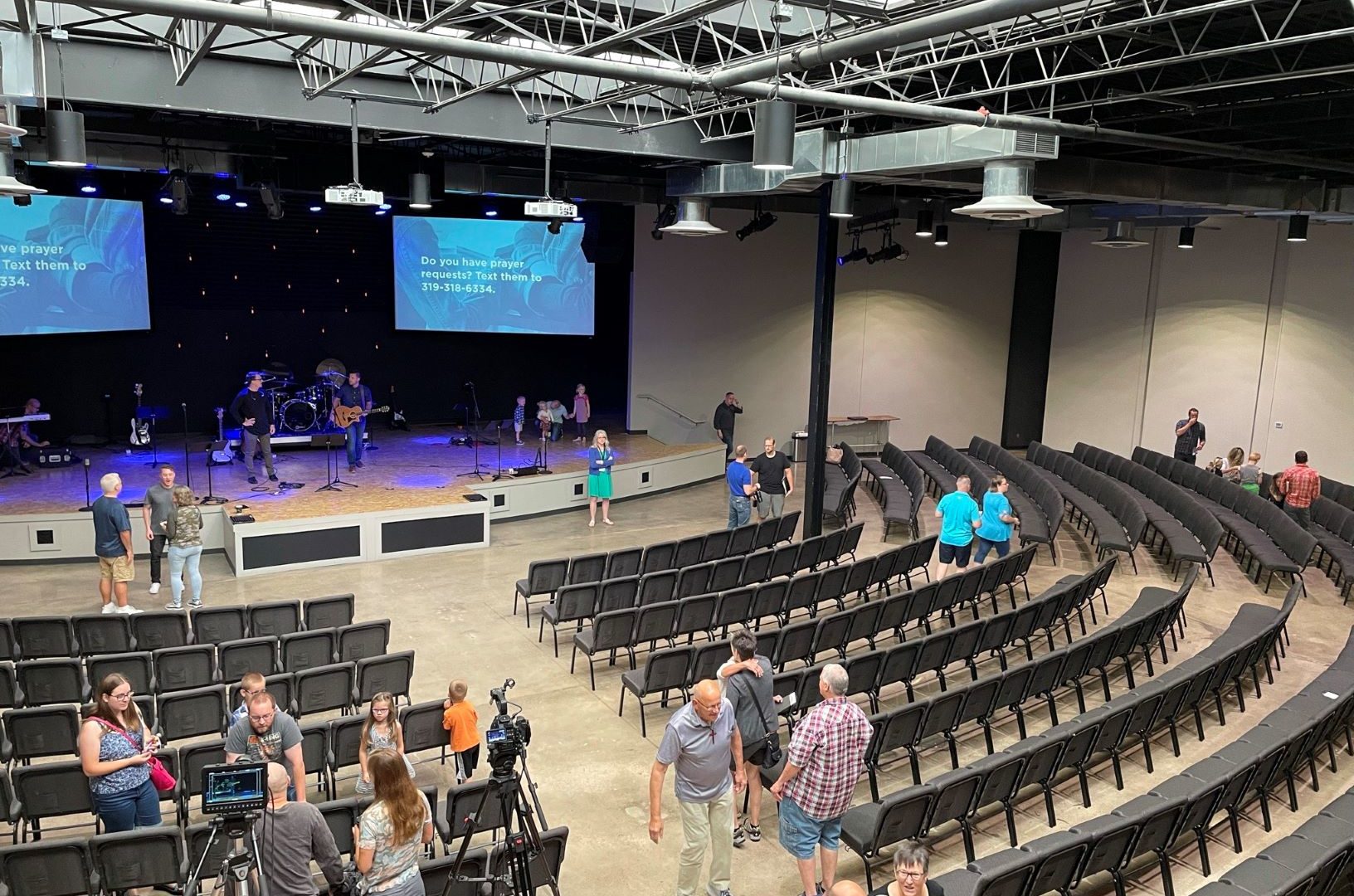 LED Lighting Enhances Your Worship Services and Your Bottom Line
