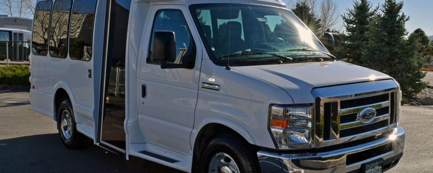 What to Consider When Purchasing a Church Bus