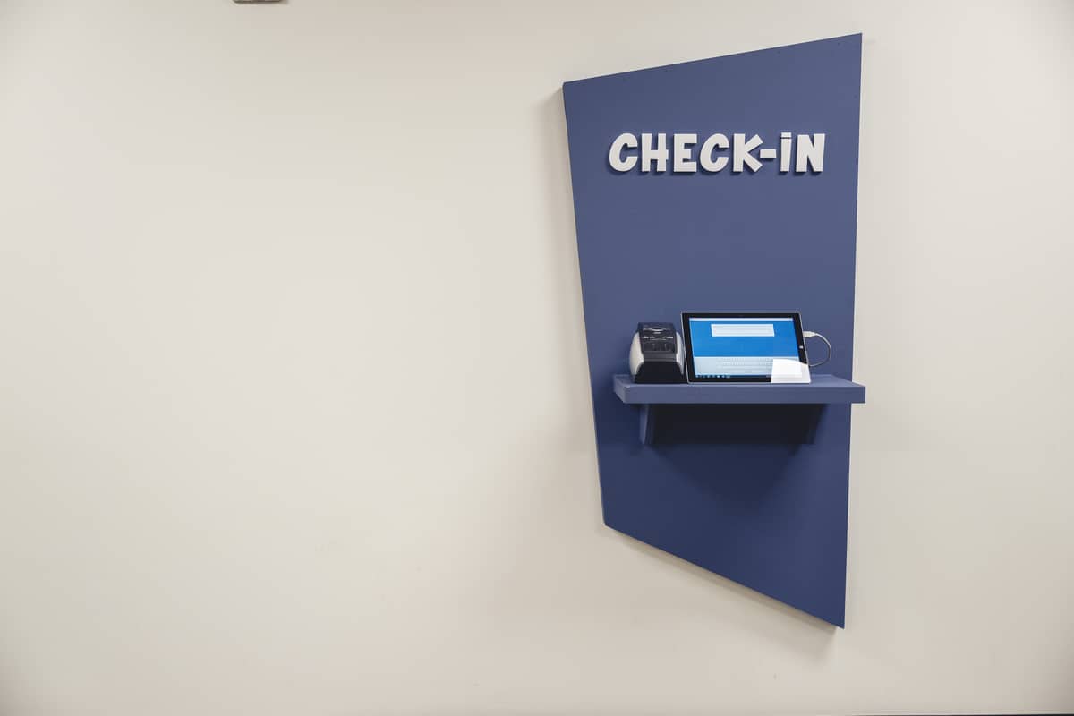 7 Benefits of a Child Check-In System