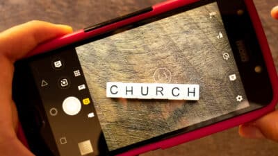 Five Ways a Church App Can Help You Re-Engage After Summer