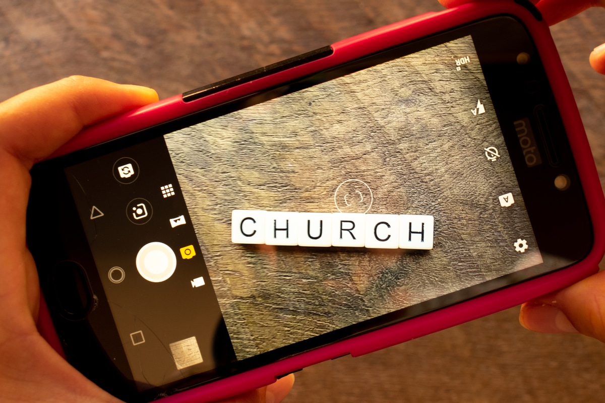 Five Ways a Church App Can Help You Re-Engage After Summer