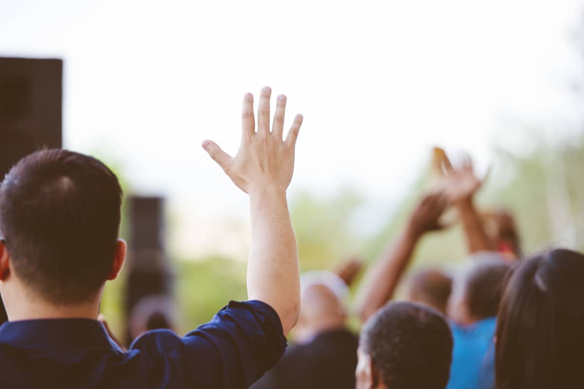 5 Steps to a Successful Outdoor Church Service
