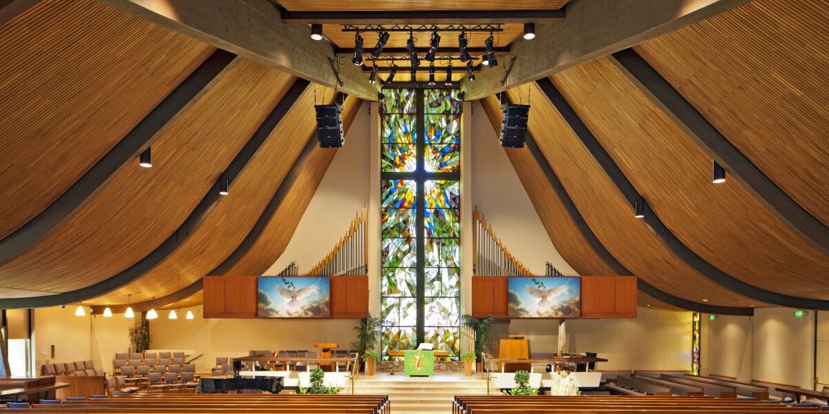 Exploring Innovative Digital Display Options for Houses of Worship
