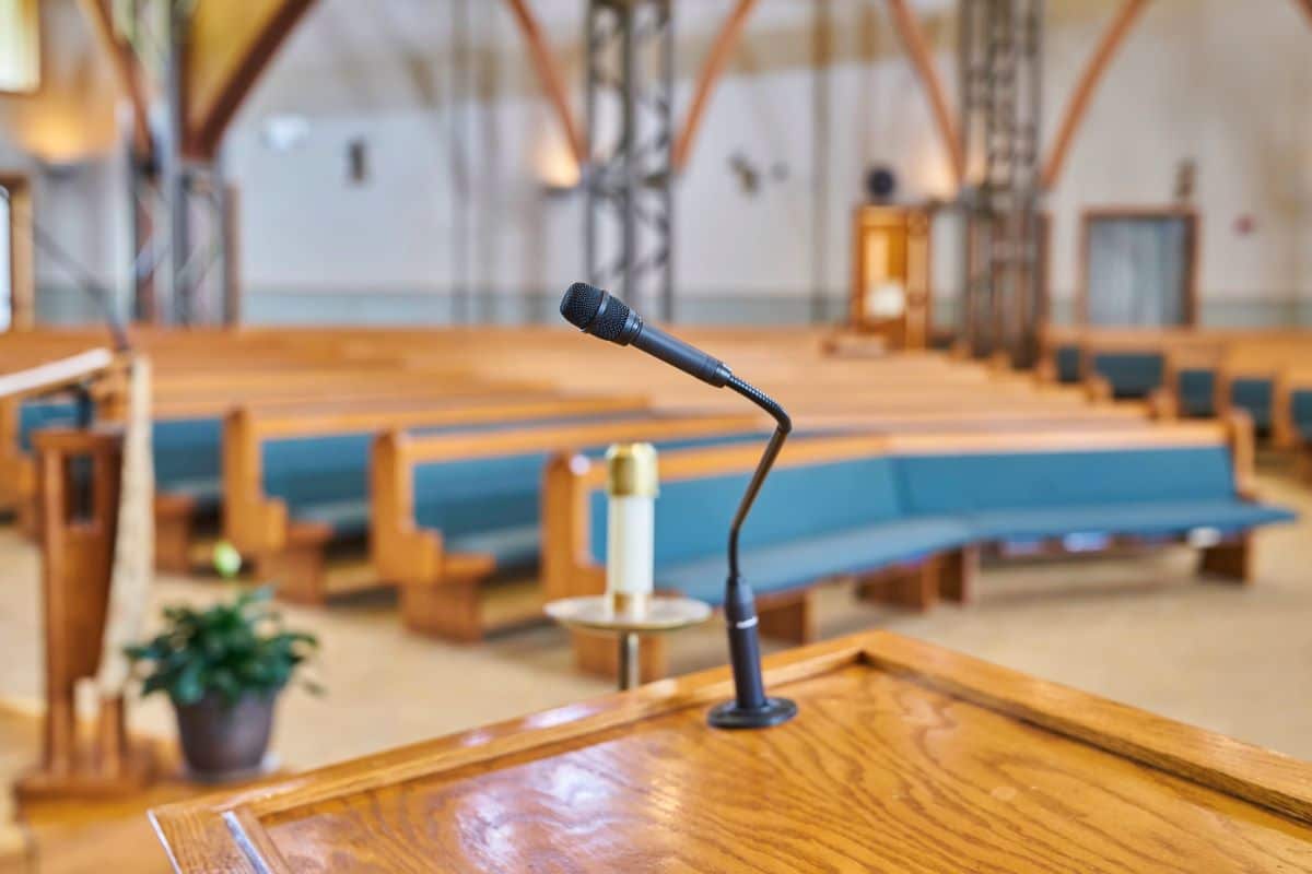 Microphone Advice for the Christmas Season