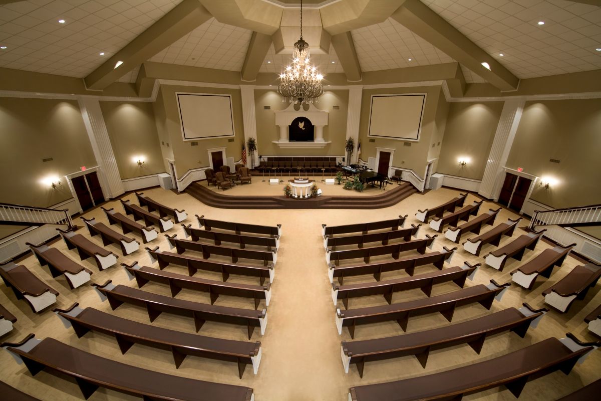 How the Right Seating Plan Enhances Community During Worship